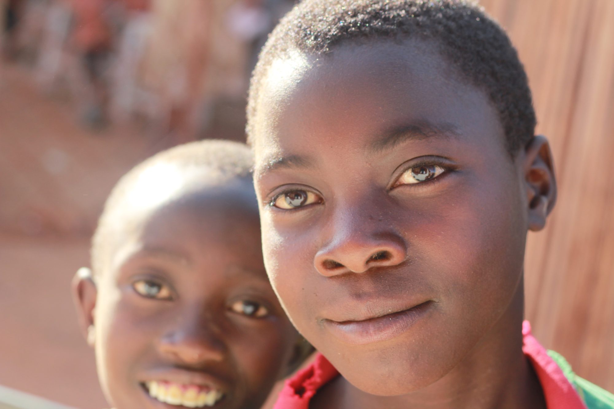 지원 활동 현장의 아이들
